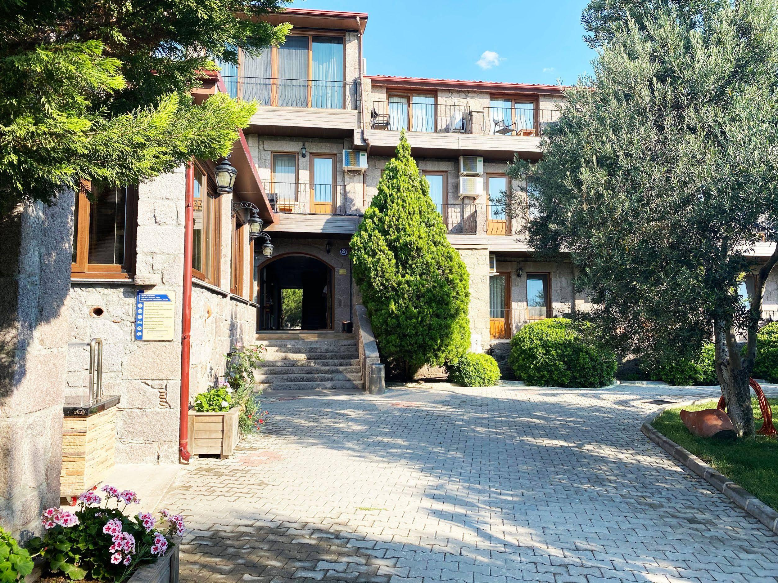 Assos Park Hotel Buitenkant foto