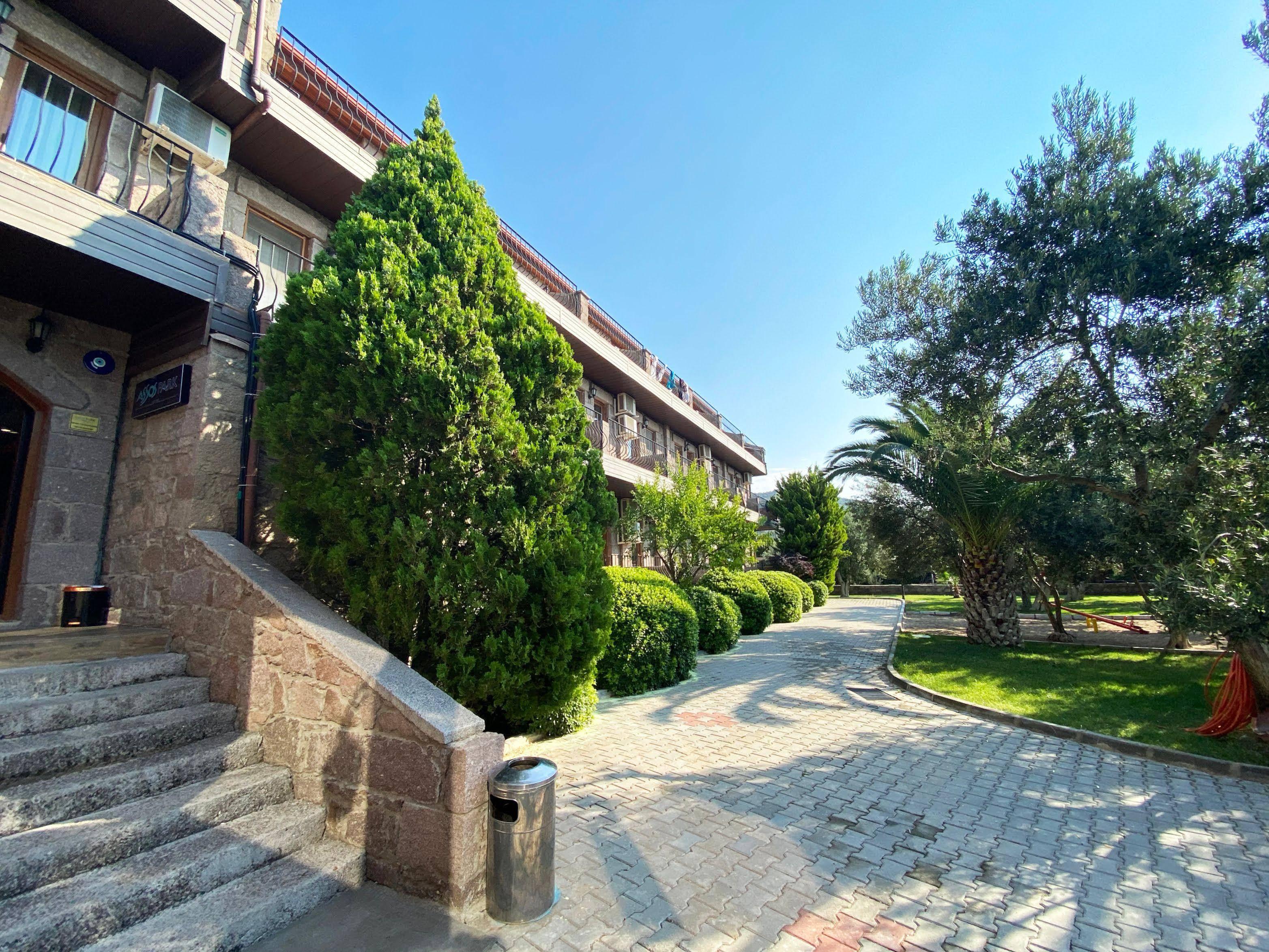 Assos Park Hotel Buitenkant foto