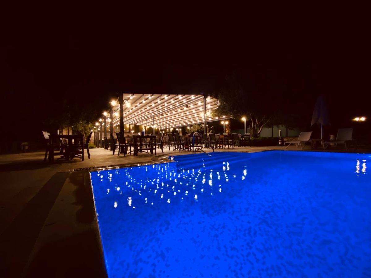 Assos Park Hotel Buitenkant foto