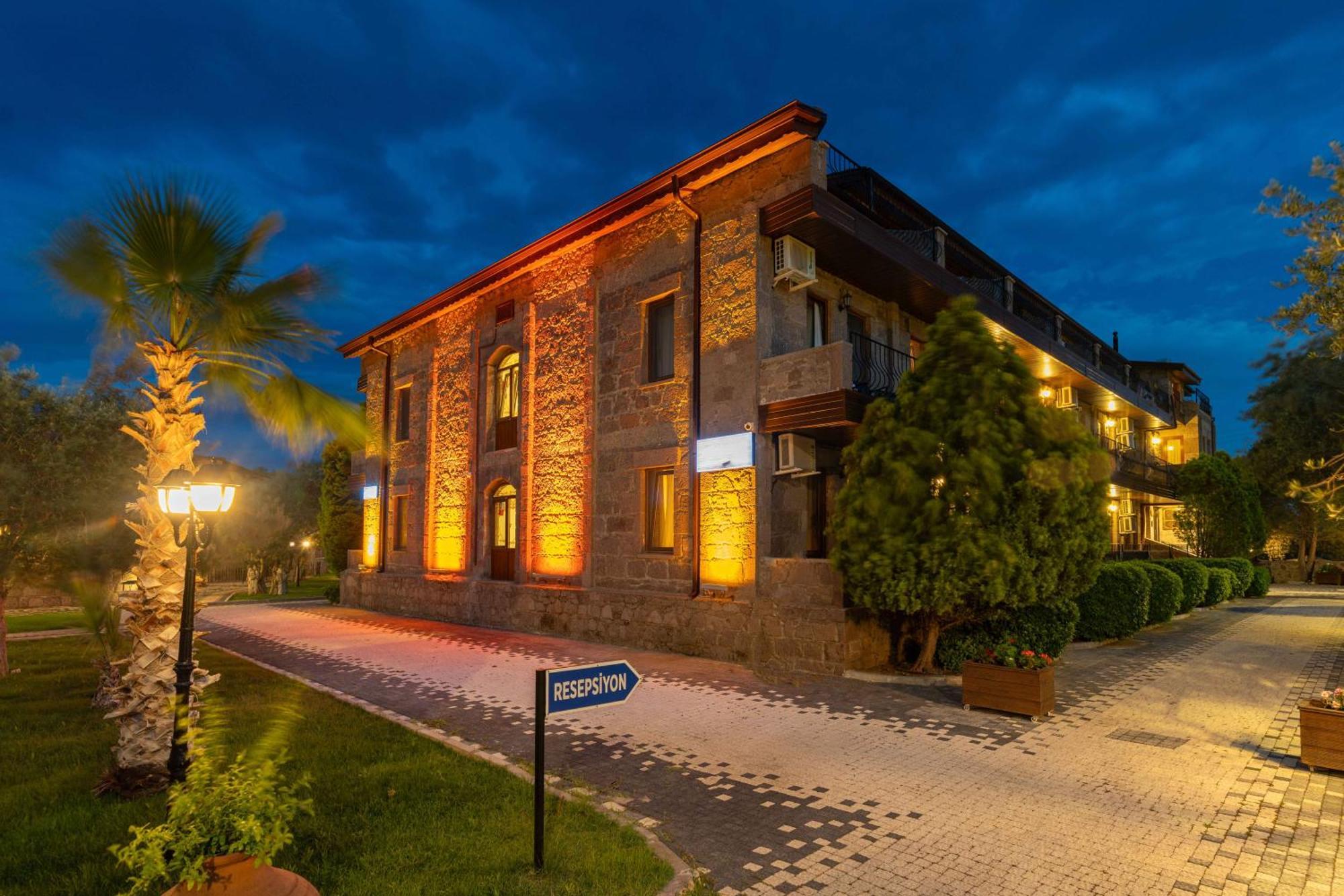 Assos Park Hotel Buitenkant foto