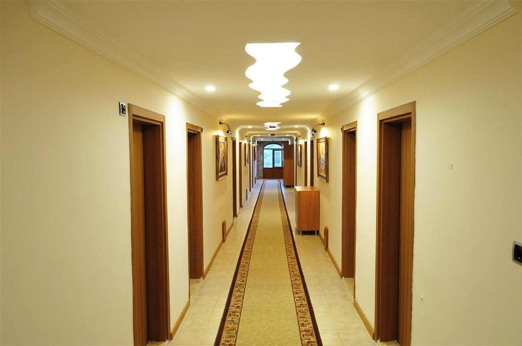 Assos Park Hotel Buitenkant foto